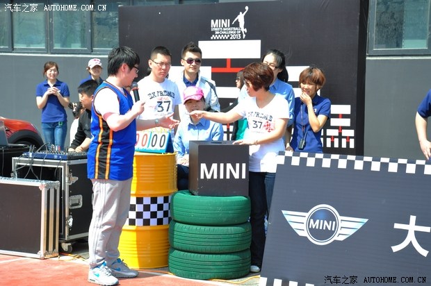 【图】狗狗、<em>美女</em>、<em>BBQ</em> 星之翼的MINI街头篮