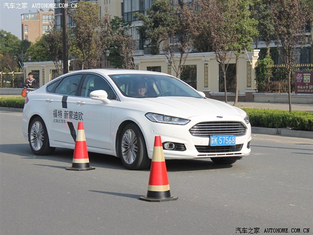 【图】浪漫香榭里新蒙迪欧试驾会 圆满落幕