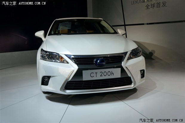 【图】2013广州车展：雷克萨斯新款CT200h亮相